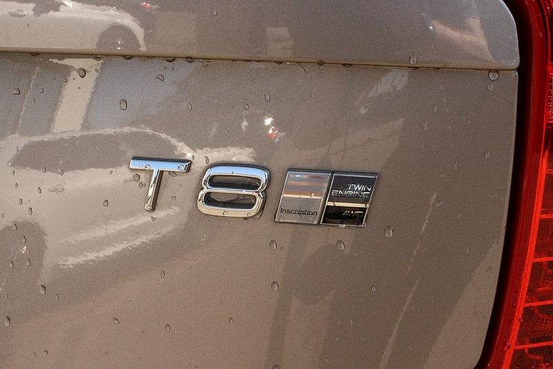 Volvo  XC90 T8 AWD Inscription 6-Seater