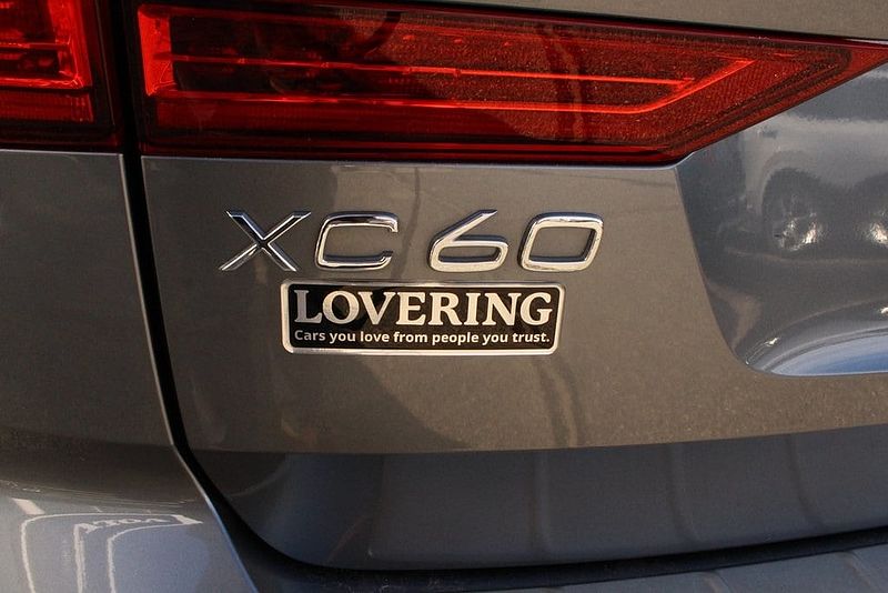 Volvo  XC60 T6 AWD Momentum